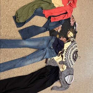 4 outfits for your fall/winter baby bump. Size 6